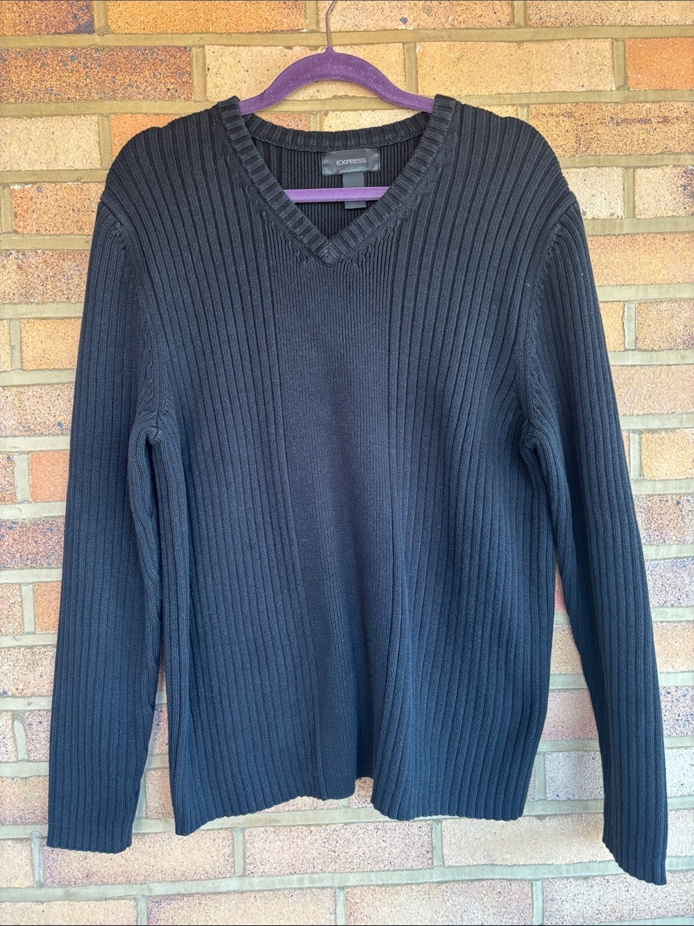 Express Men's 100% Cotton Black Ribbed V-Neck Knit Sweater L